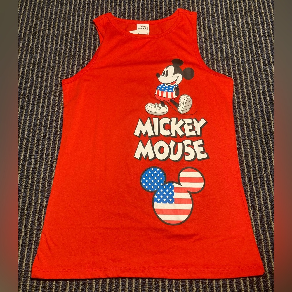 NWT Disney Mickey Mouse Women’s Medium Red American USA Flag Patriotic Summer